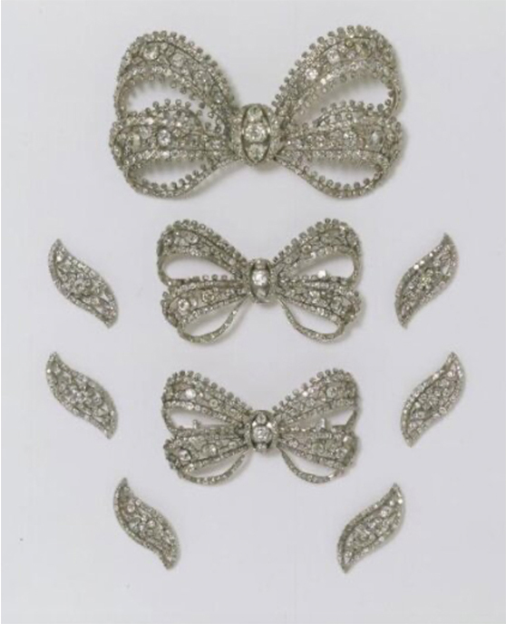 约1760年，天然钻石蝴蝶结套装