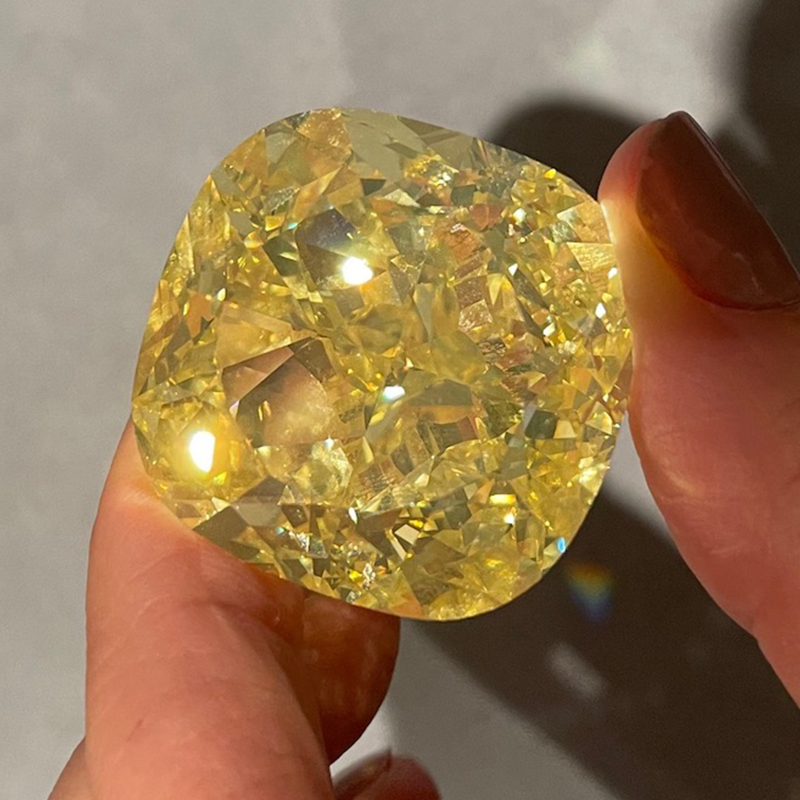 2021年终盘点：13枚璀璨天然钻石创成交新纪录