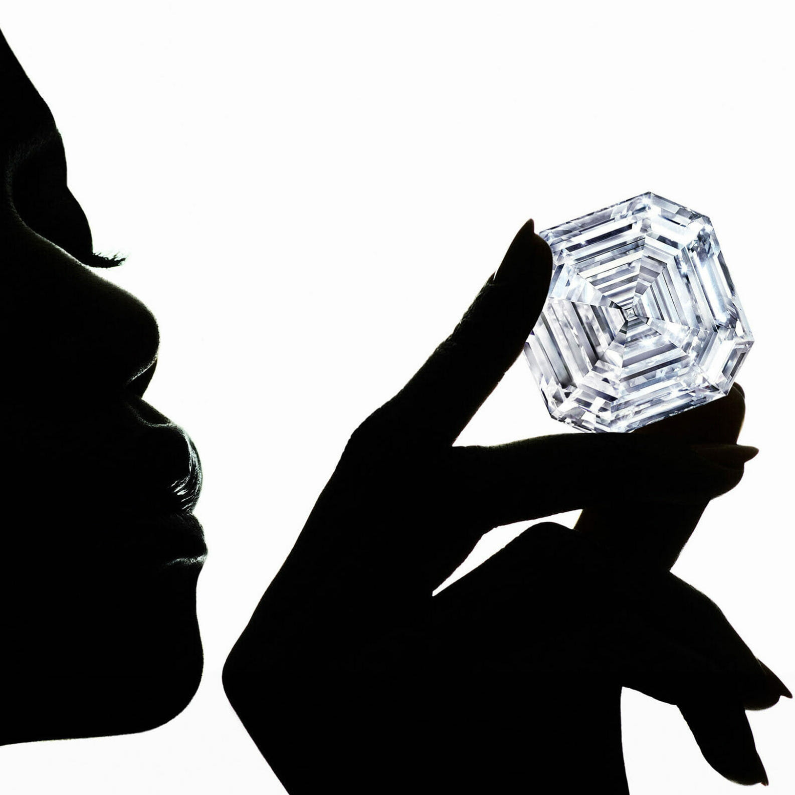 格拉芙的“传奇名钻”：Lesedi La Rona