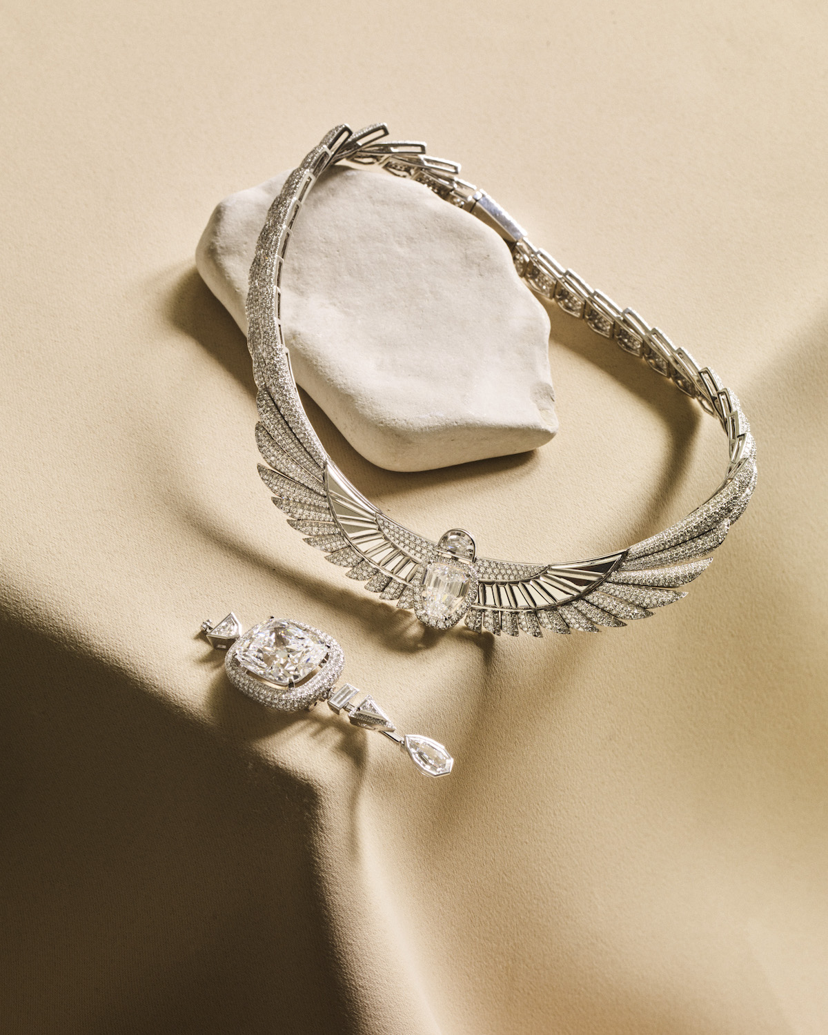 用110克拉天然巨钻，演绎古埃及的神秘诱惑