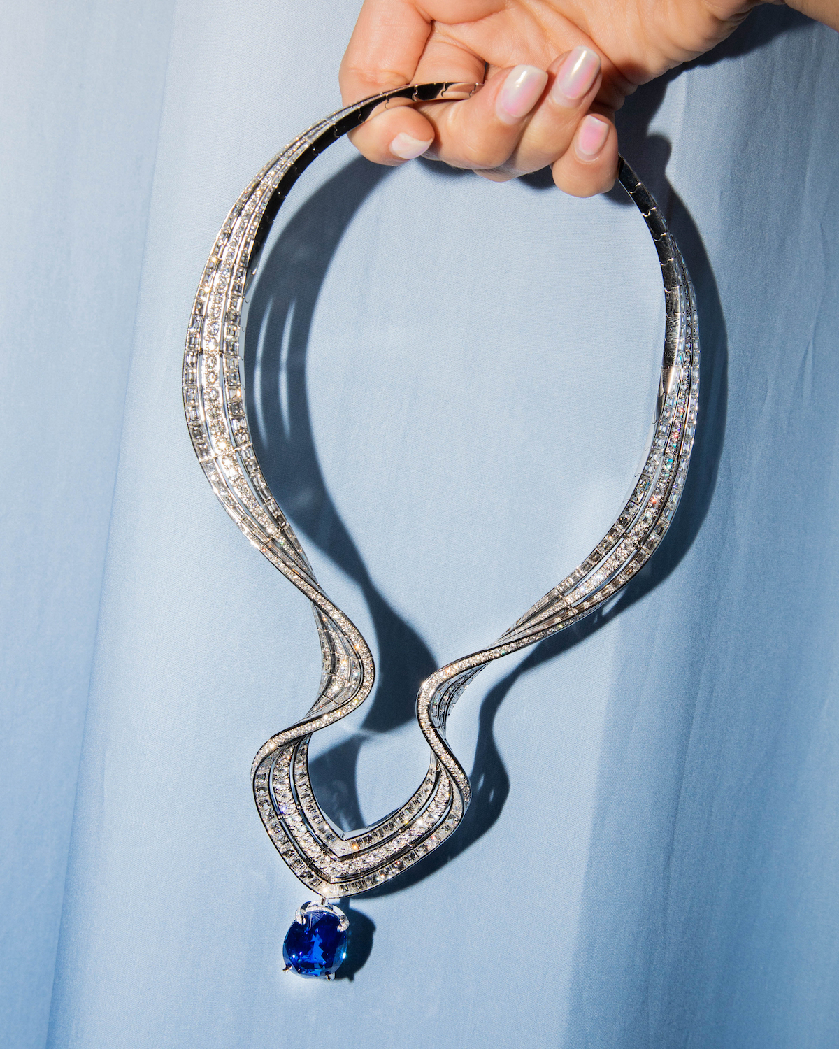 蒂芙尼全新高级珠宝系列，灵动呈现千姿百态的花卉造型