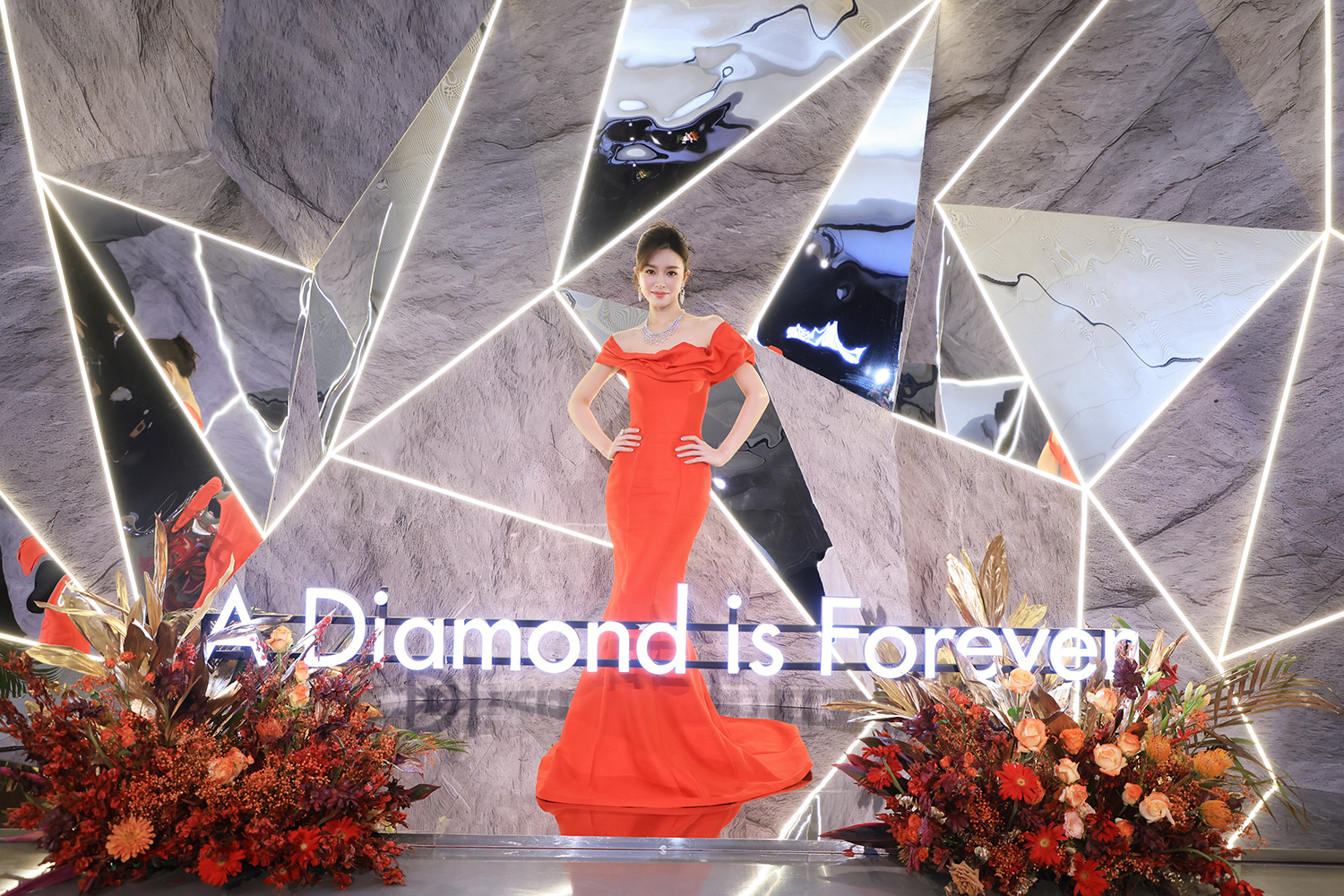 “大日子 共璀璨”戴比尔斯集团答谢酒会在北京举行