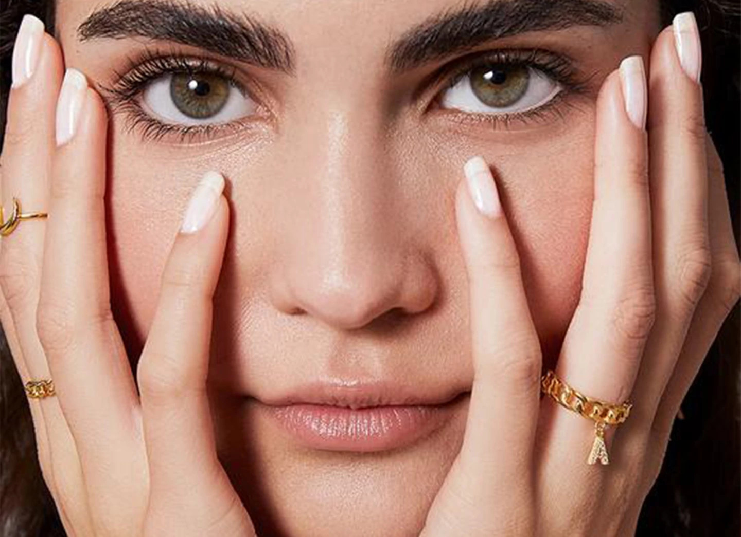 用天然钻石让生日闪烁光彩