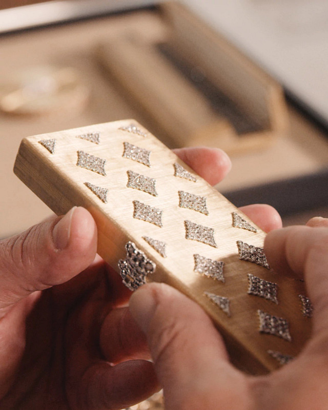 布契拉提的私人藏品“ROMBI”盒