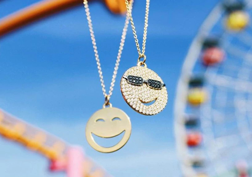 让天然钻石满足你对假日的所有幻想