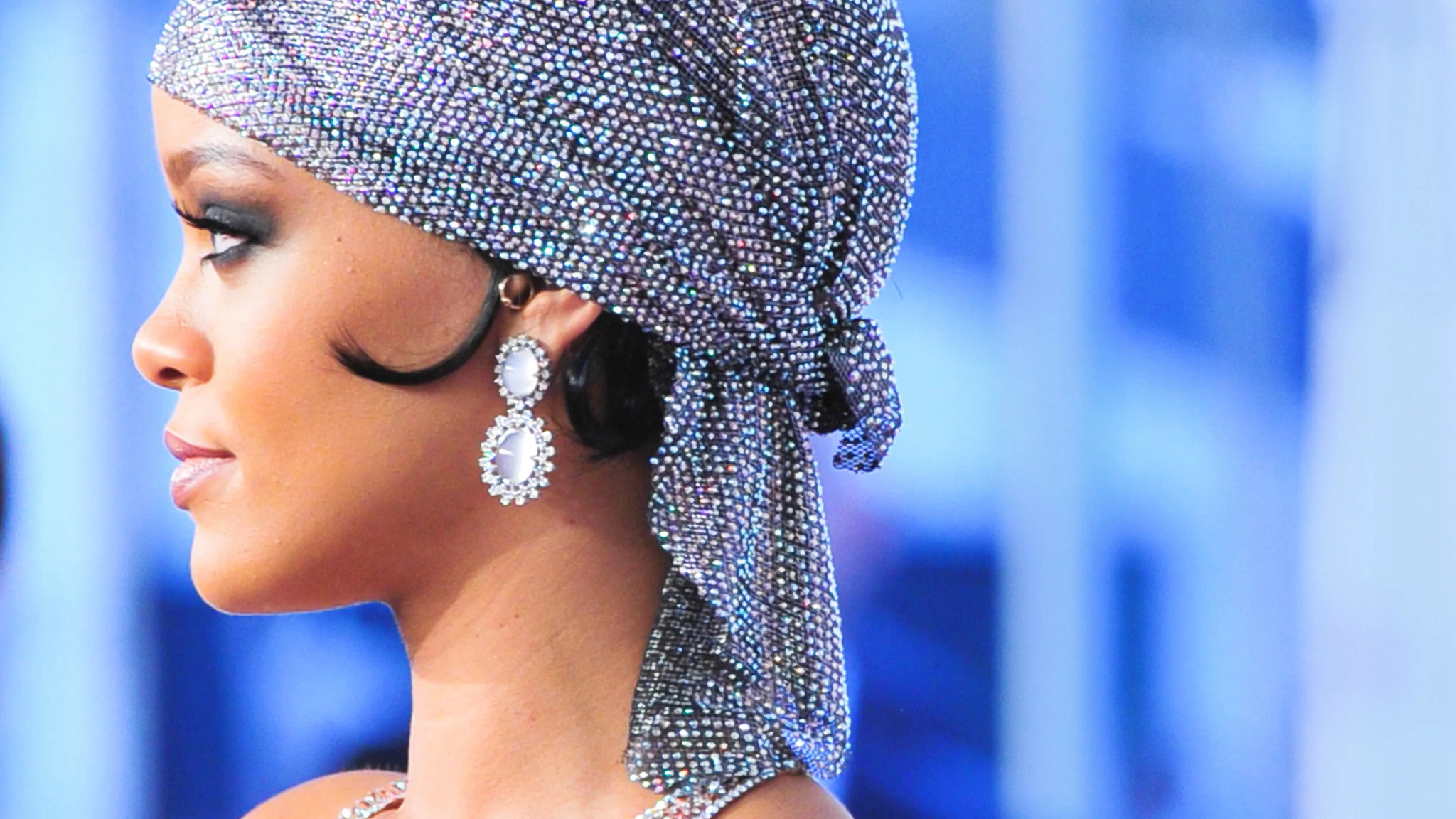 《钻属于你》：当之无愧的天然钻石女王蕾哈娜