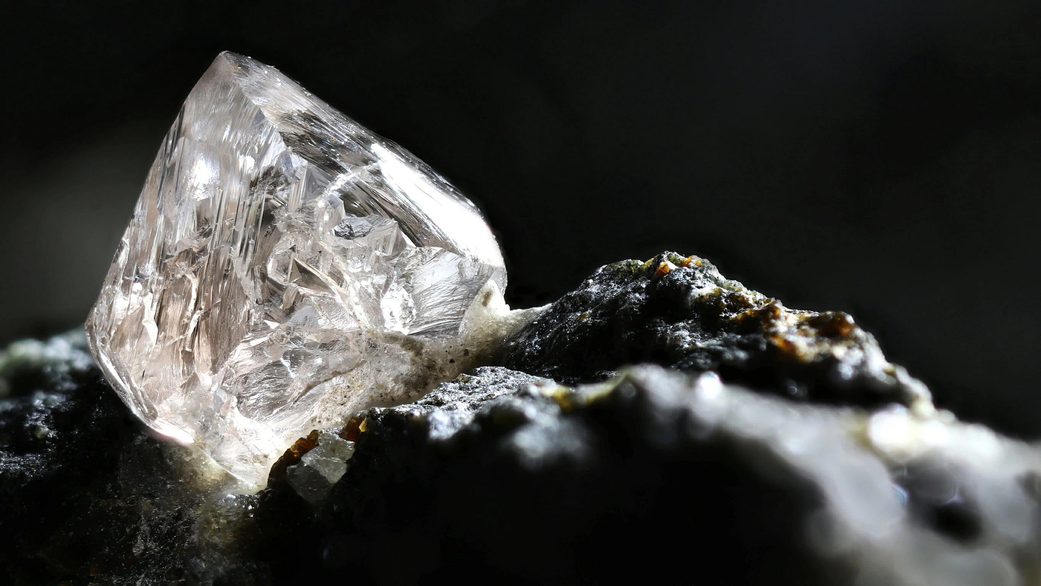 天然钻石治愈力