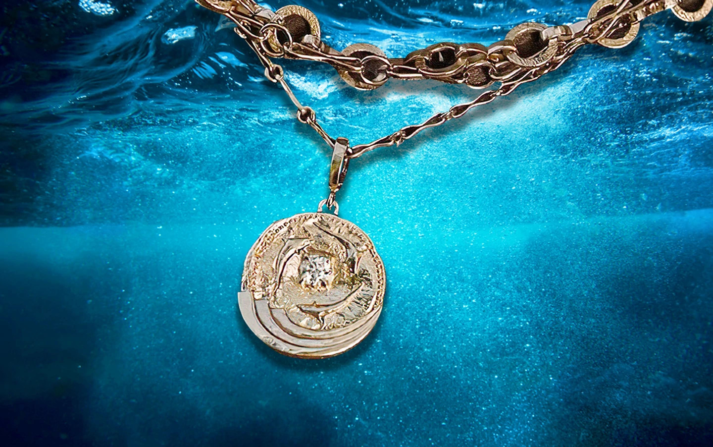 Azlee 推出 Ocean 系列：海洋中的天然钻石